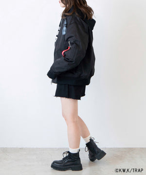 ブラック モデル：164cm L着用