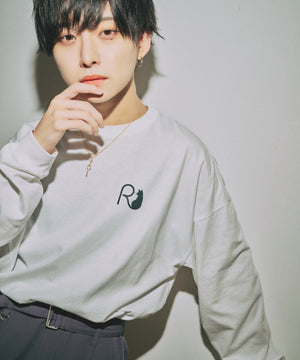 ホワイト　モデル：168cm　F着用