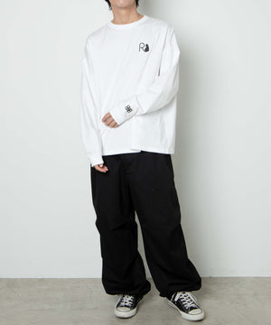 ホワイト　モデル：175cm　F着用