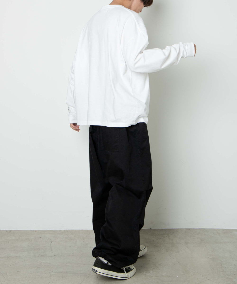 ホワイト　モデル：175cm　F着用