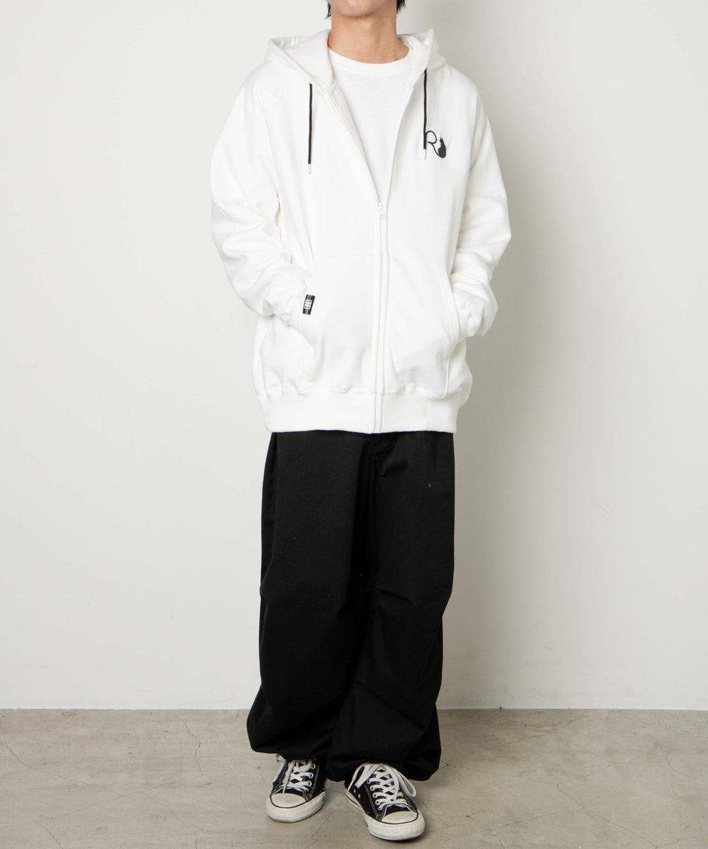 ホワイト　モデル：175cm　F着用