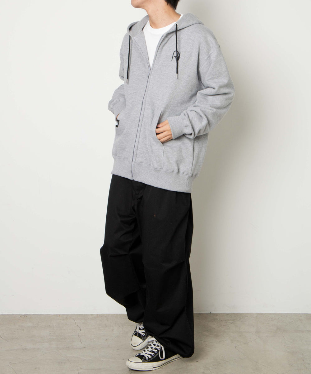 杢グレー　モデル：175cm　F着用