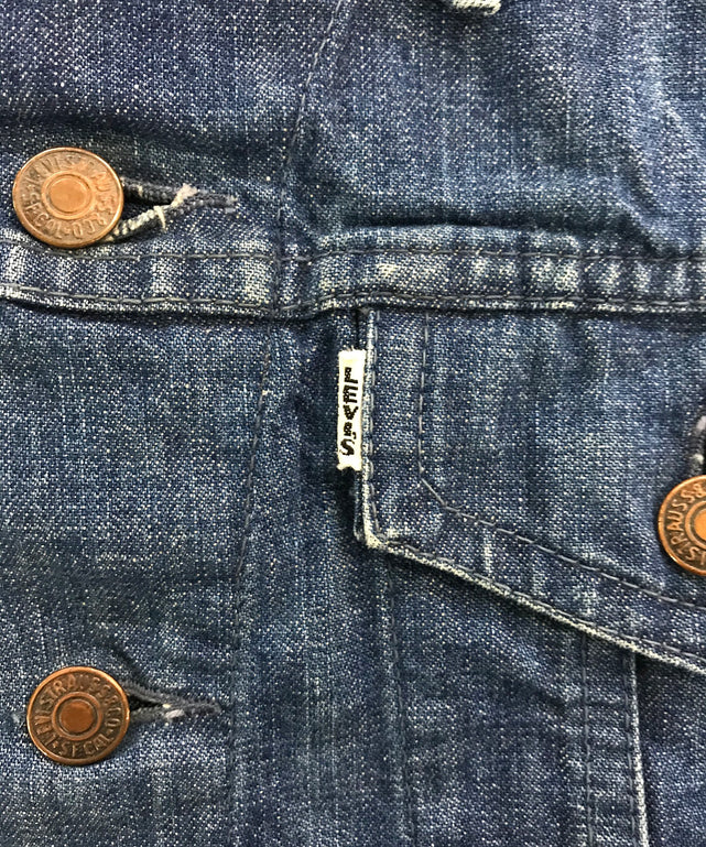 Levi's　デニムジャケット