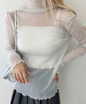 ホワイト モデル：160㎝ F着用