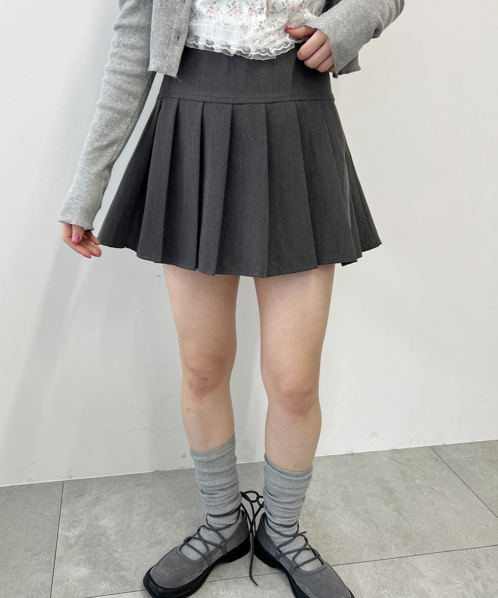無地プリーツスカート