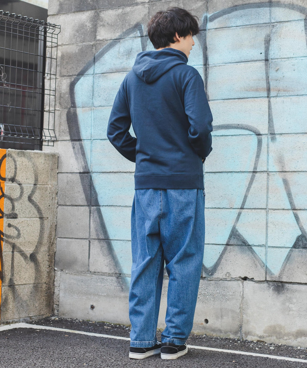 柄1 モデル：175cm L着用