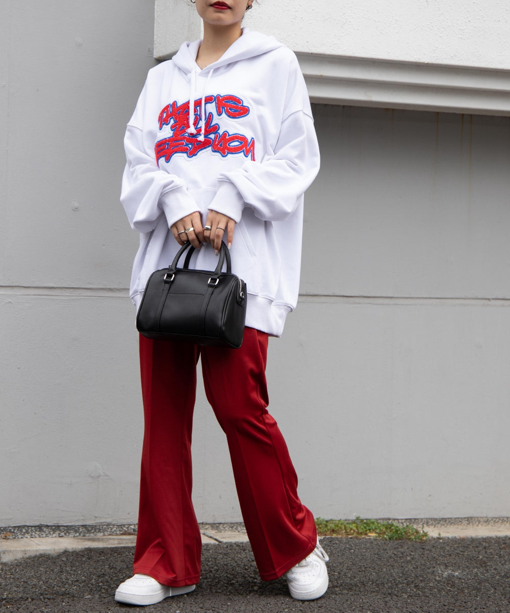 レッド モデル：154㎝ M着用