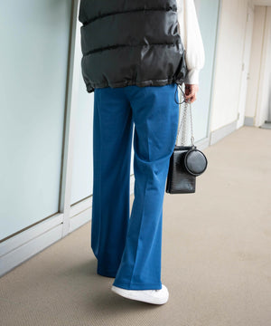 ブルー モデル：160cm M着用