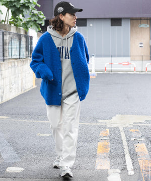 ホワイト モデル : 174cm L着用