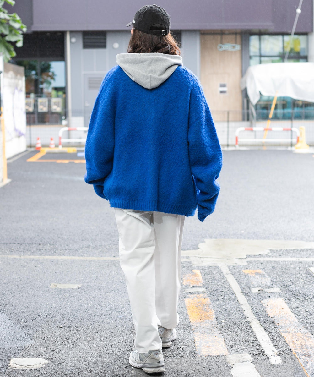 ホワイト モデル : 174cm L着用