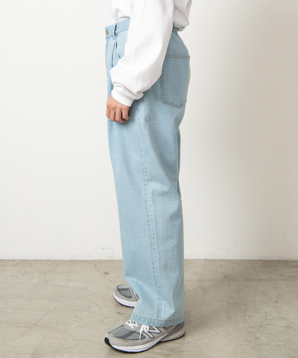 デニム淡色 モデル：175cm L着用