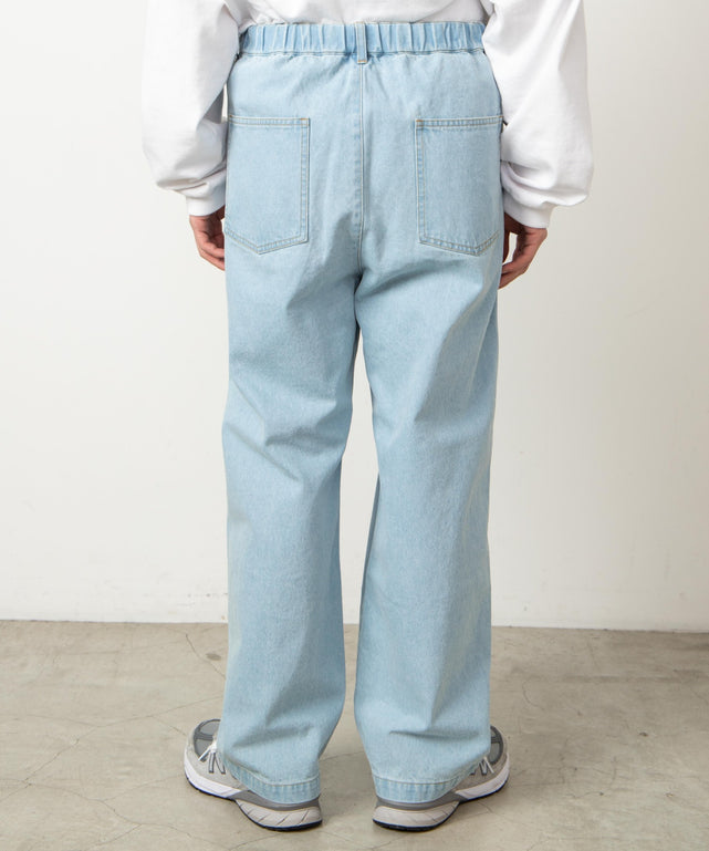 デニム淡色 モデル：175cm L着用