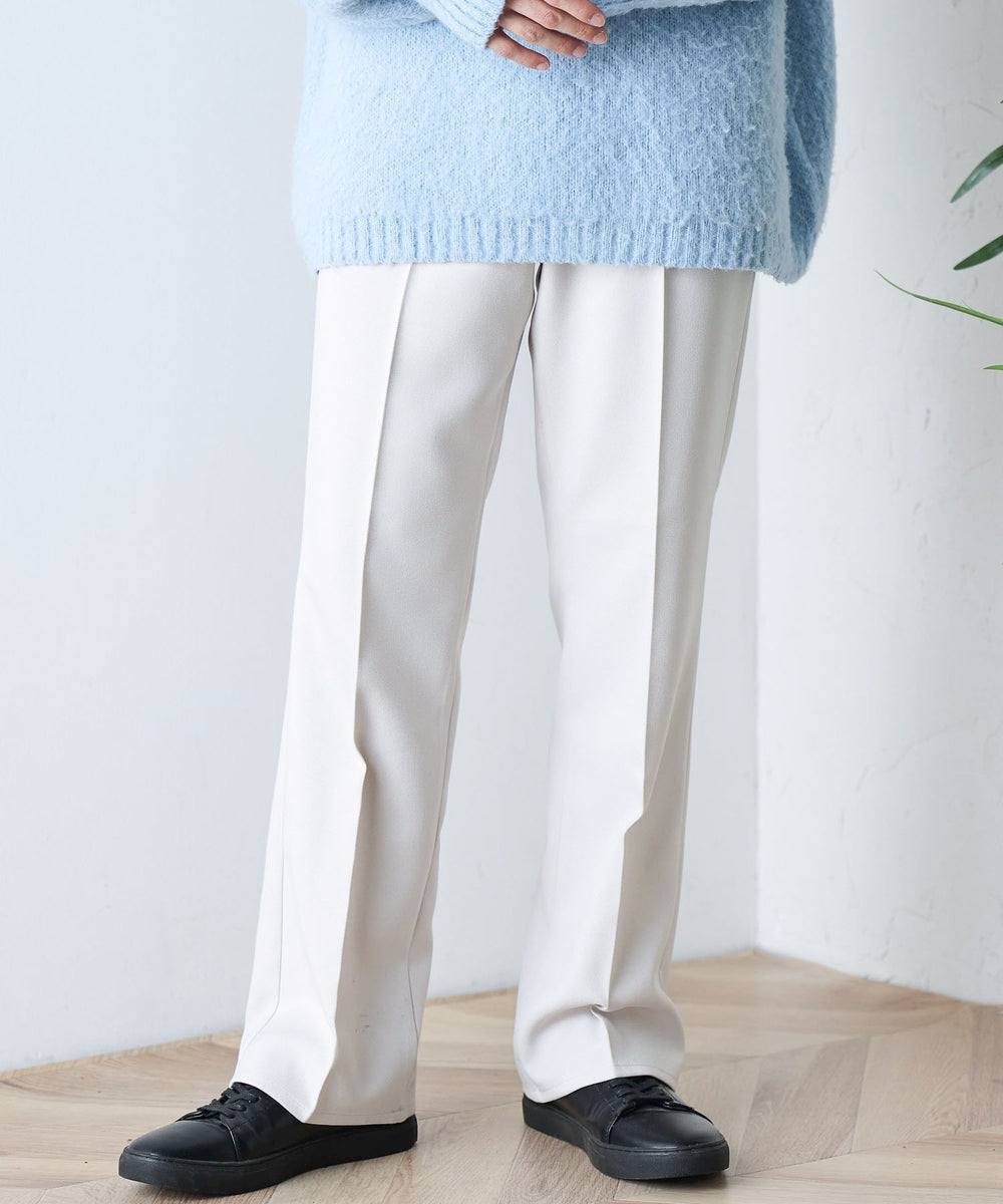 ホワイトアイボリー モデル：175cm L着用