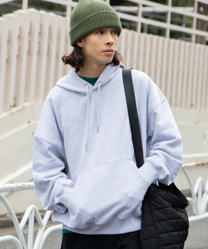 グレーその他 モデル：174cm L着用