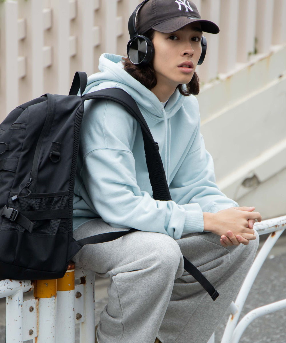 ブルーその他 モデル：174cm L着用