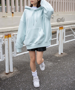 ブルーその他　モデル：158cm L着用