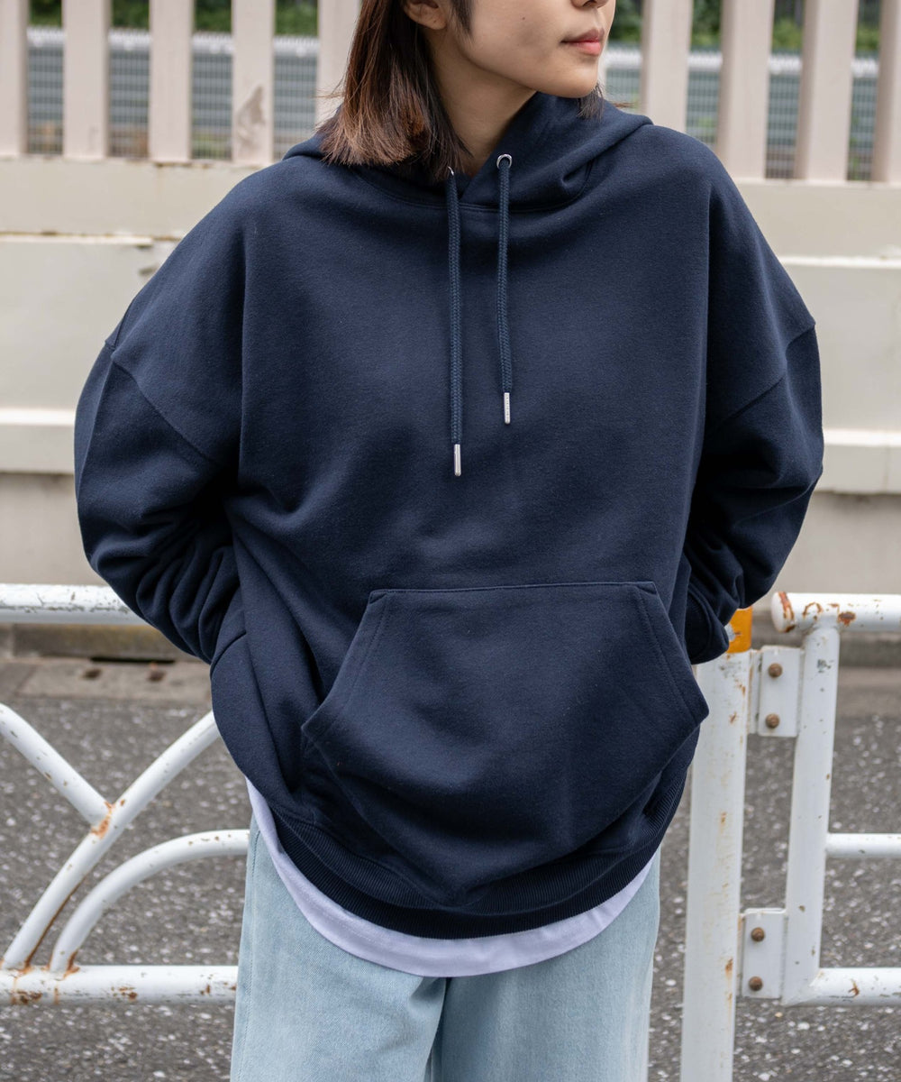 ネイビー　モデル：158cm L着用