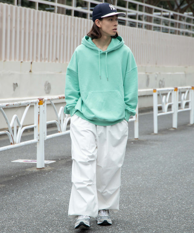 グリーンその他 モデル：174cm L着用