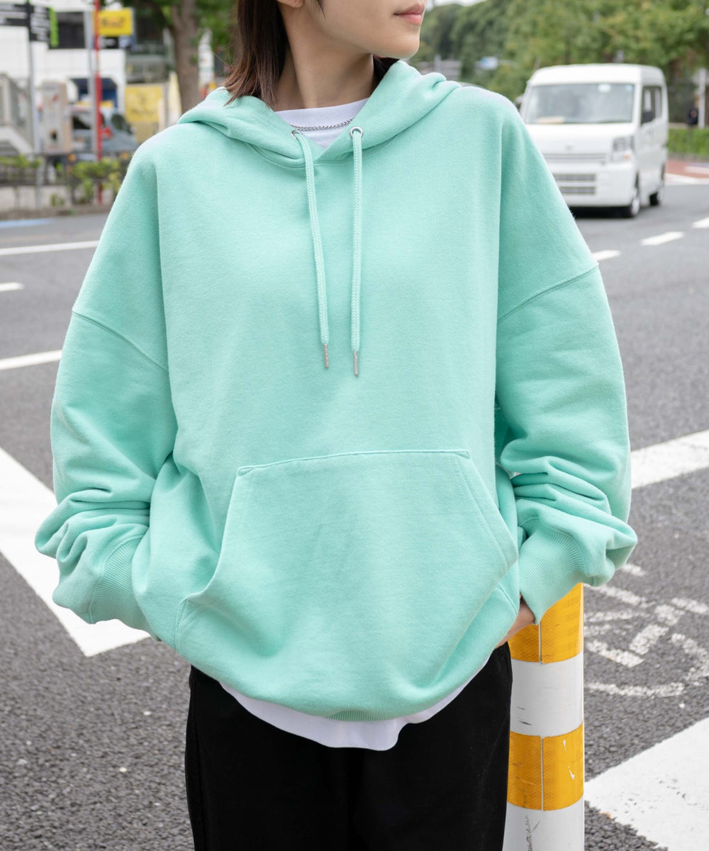 グリーンその他　モデル：158cm L着用