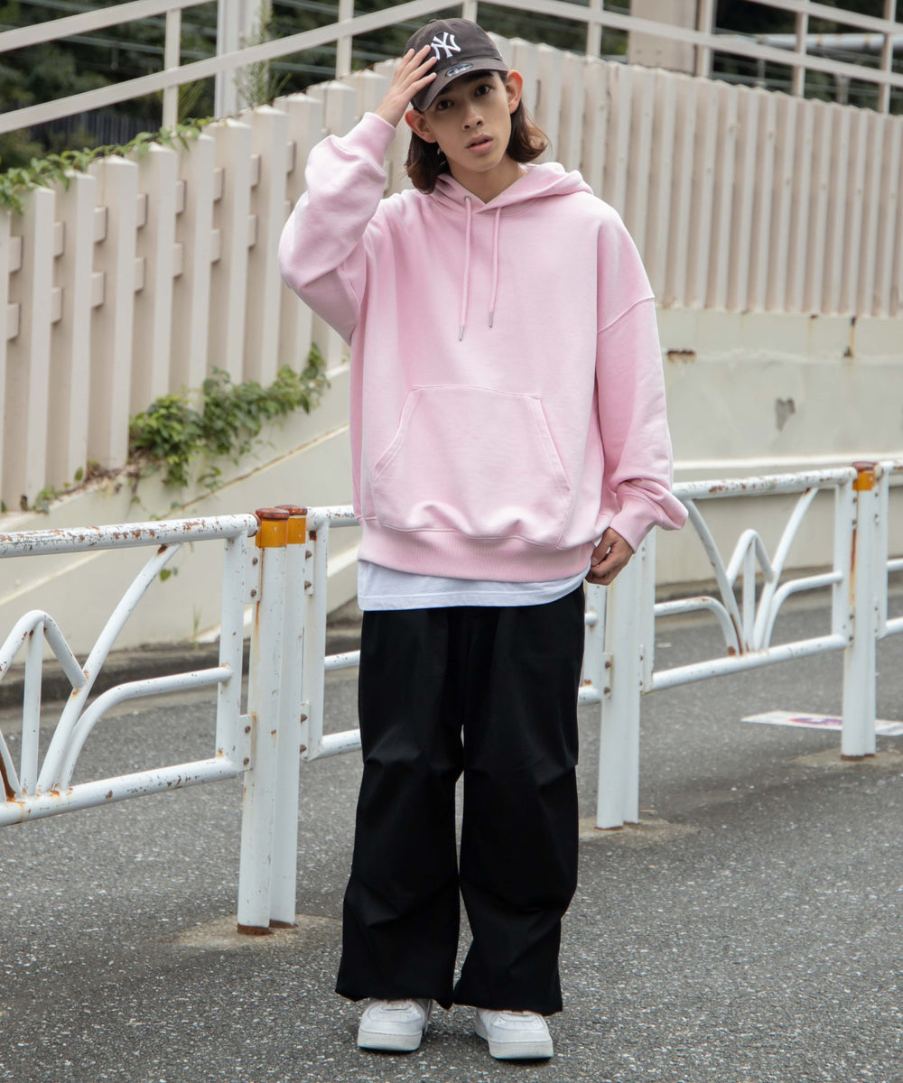 Lピンク モデル：174cm L着用