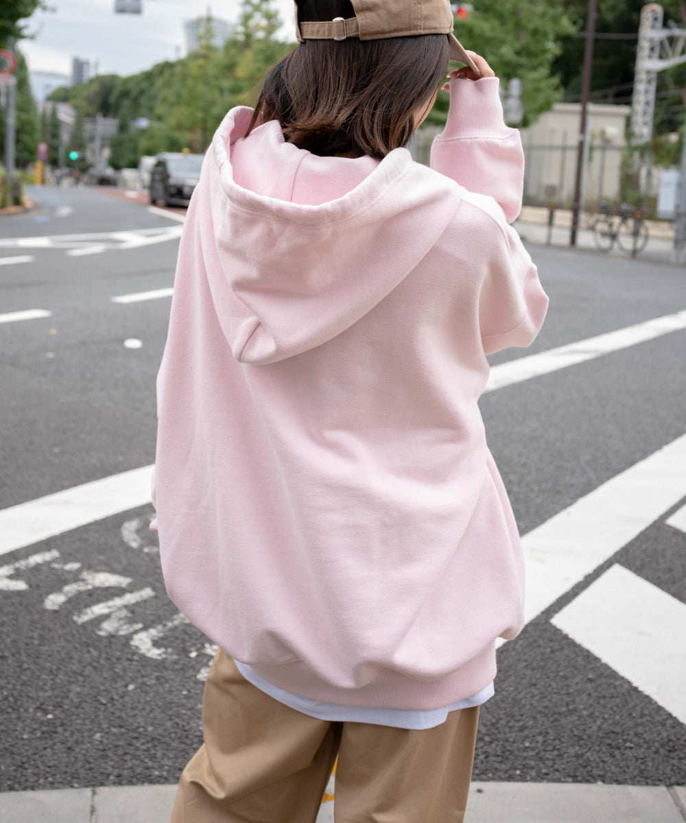 Lピンク　モデル：158cm L着用