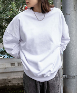 ホワイト　モデル：158cm L着用