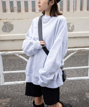 グレーその他　モデル：158cm L着用