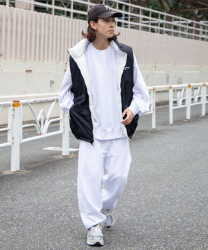 ホワイト モデル：174cm L着用