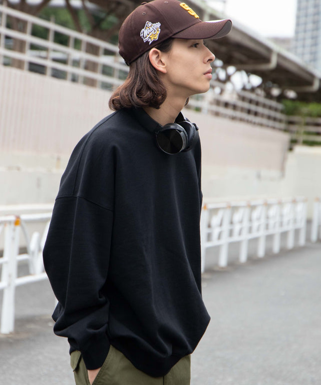 ブラック モデル：174cm L着用ブラック モデル：174cm L着用