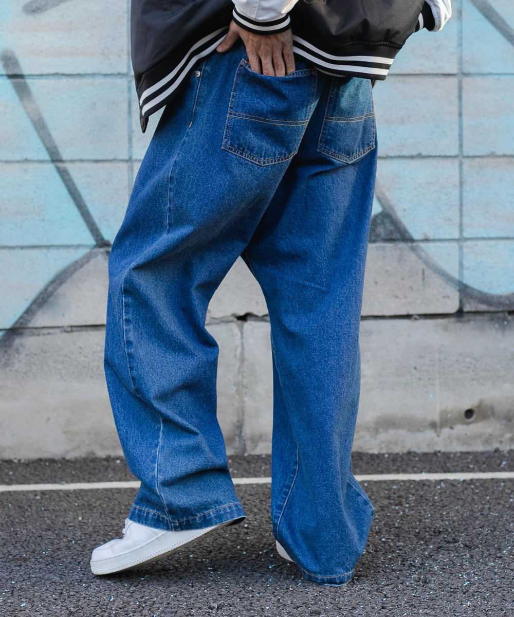 デニム中濃色 モデル : 175cm L着用