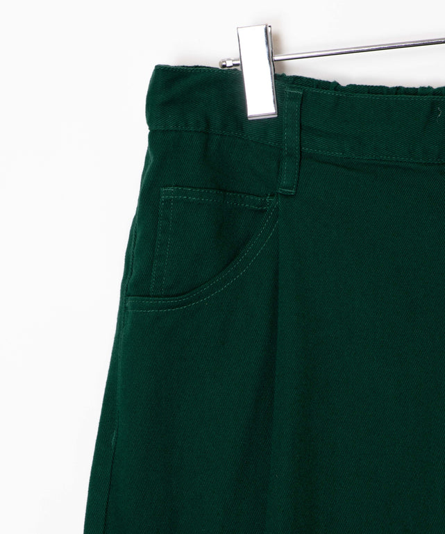 スケーターパンツ