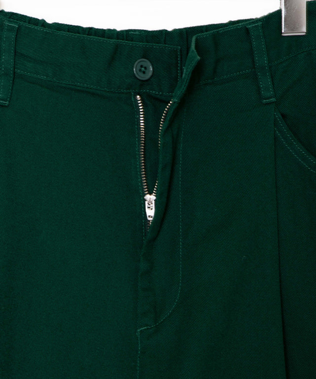 スケーターパンツ