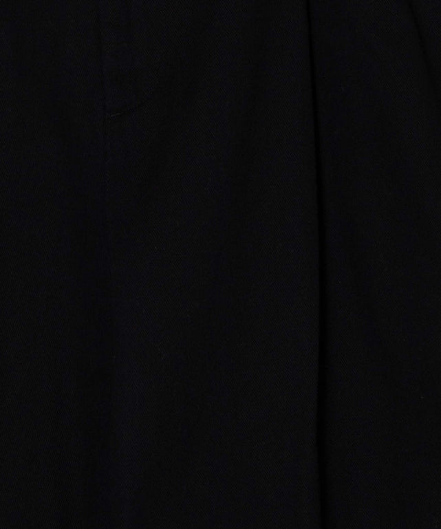 スケーターパンツ