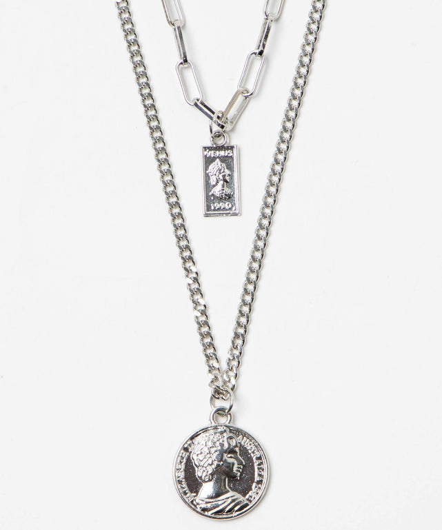 レイヤーモチーフネックレス