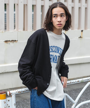 ブラック　モデル：174cm L着用