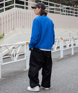 ロイヤルブルー　モデル：174cm L着用