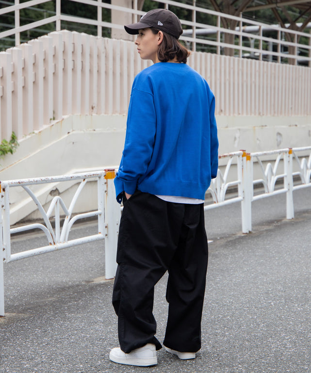 ロイヤルブルー　モデル：174cm L着用