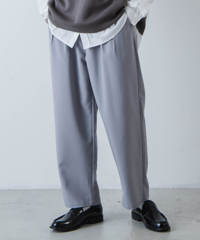 Lグレー モデル：177cm L着用