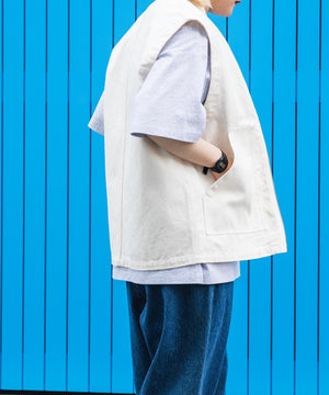 オフホワイト　モデル：160cm L着用