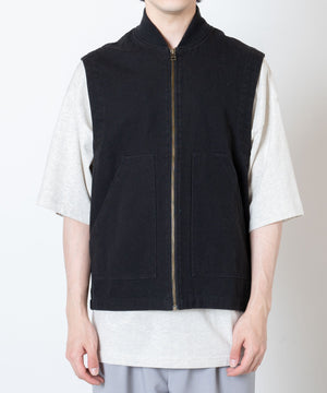 ブラック モデル：175cm L着用