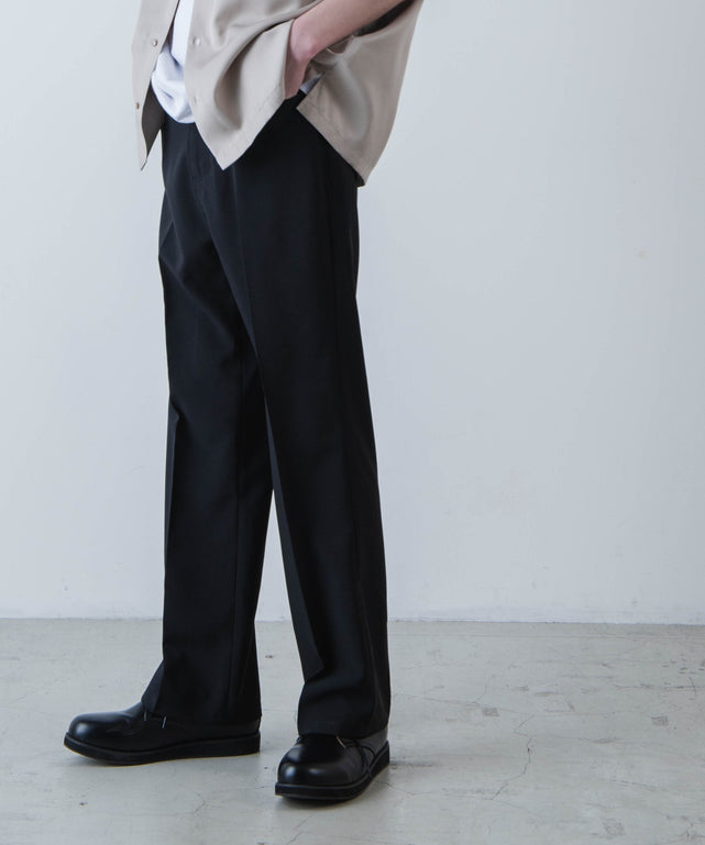 ブラック モデル：177cm L着用