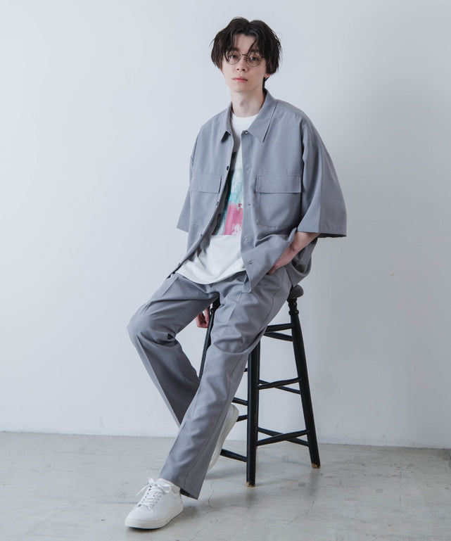 Lグレー モデル：177cm L着用