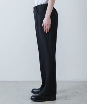 ブラック モデル：177cm L着用