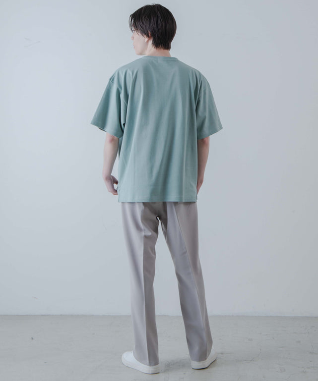 ミント／花咲くアーモンド モデル：178cm L着用