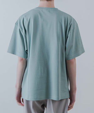 ミント／花咲くアーモンド モデル：178cm L着用