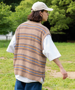 ベージュ モデル：174cm L着用