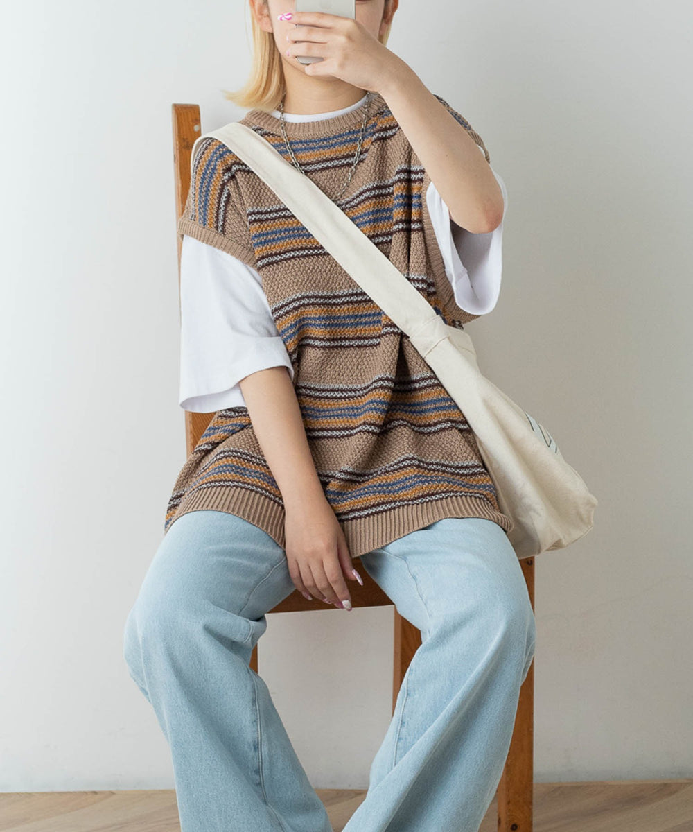 ベージュ モデル：160cm L着用