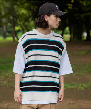 ホワイト モデル：174cm L着用