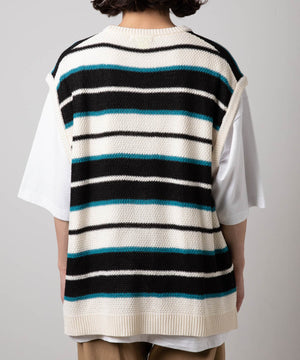 ホワイト モデル：174cm L着用