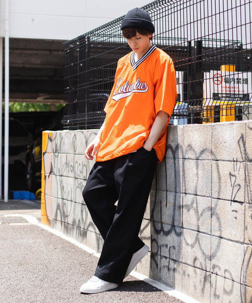 オレンジ モデル：180cm L着用